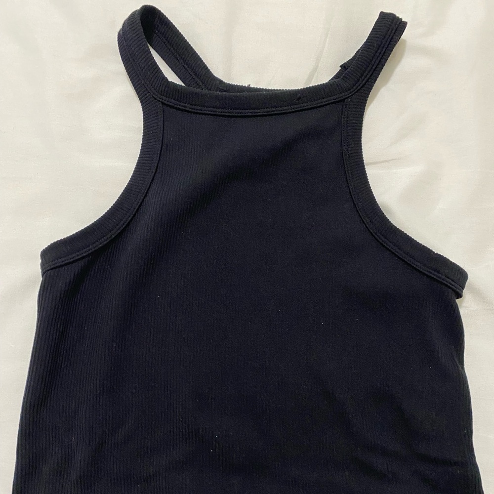 Chic Cropped Tank Top